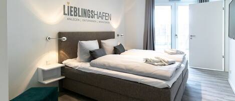 2 bedrooms, in-room safe, WiFi