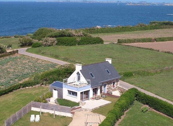 A house with a large garden and a view of the sea. - Villa Panoramic sea view, last before the beach - bikes, paddles - Superb (Cléder)