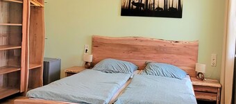 Forest vacation room - Terra Nova