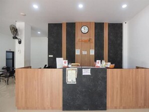 Lobby - OYO 3729 Cattail Guest House (Pontianak)