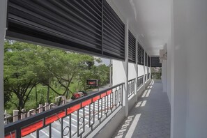 Property grounds - OYO 3729 Cattail Guest House (Pontianak)