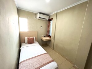 Gambar tidak terklasifikasi, 4 dari 24, tombol