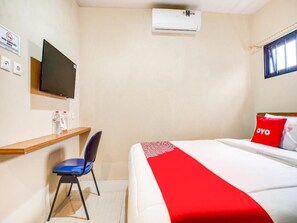 Room - OYO 3462 Cimindi Residence (Cimahi)