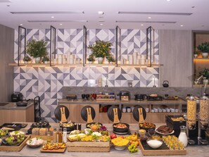 Frukostbuffé varje dag mot avgift