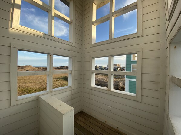 Interior - Namast'ay in Port A - Sleep to the Sound of Waves (Port Aransas)