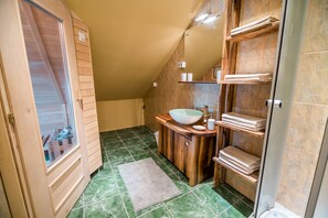 Apartment (Three Bedroom Apartment) | Bathroom | Shower - Apartment With Sauna pr' Geci (Brezice)