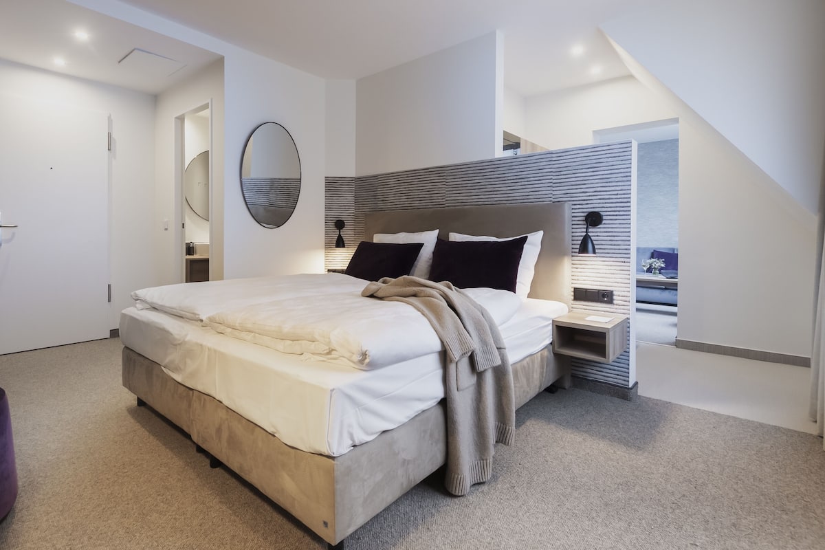 junior studio | 1 bedroom, down duvets, iron/ironing board, free wifi