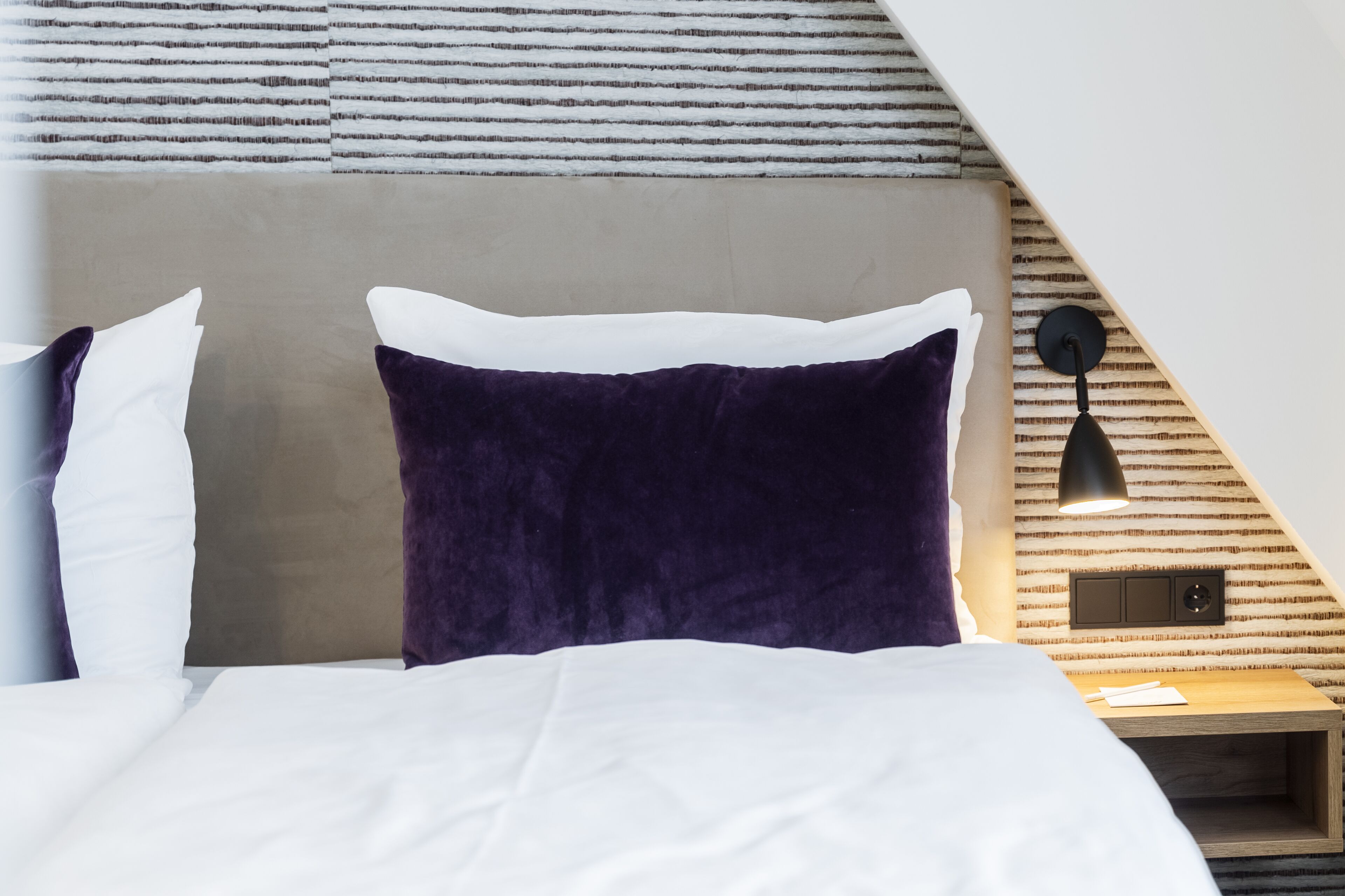 comfort double room | 1 bedroom, down duvets, iron/ironing board, free wifi