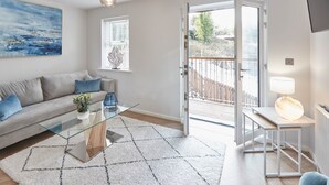 Apartment | Living area - Shipwrights (Whitby)