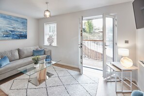 Apartment | Living area | Flat-screen TV - Shipwrights (Whitby)