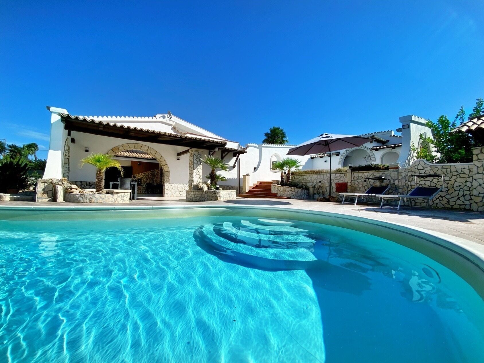 Alberca al aire libre 