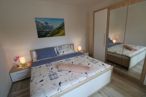 2 bedrooms, free WiFi, bed sheets