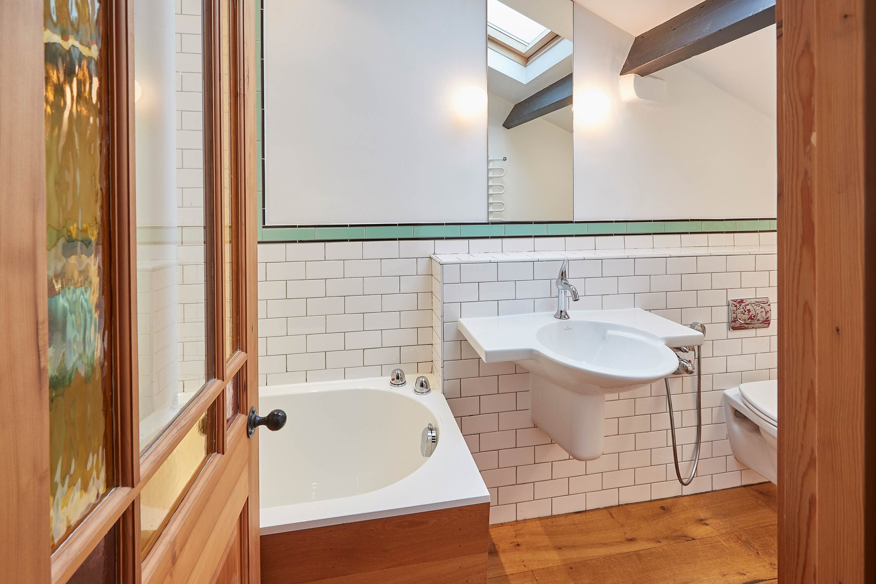 House | Bathroom