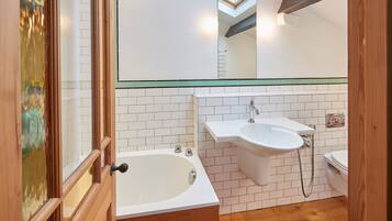 House | Bathroom