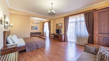 Superior kamer | Een bureau, gratis wifi, beddengoed