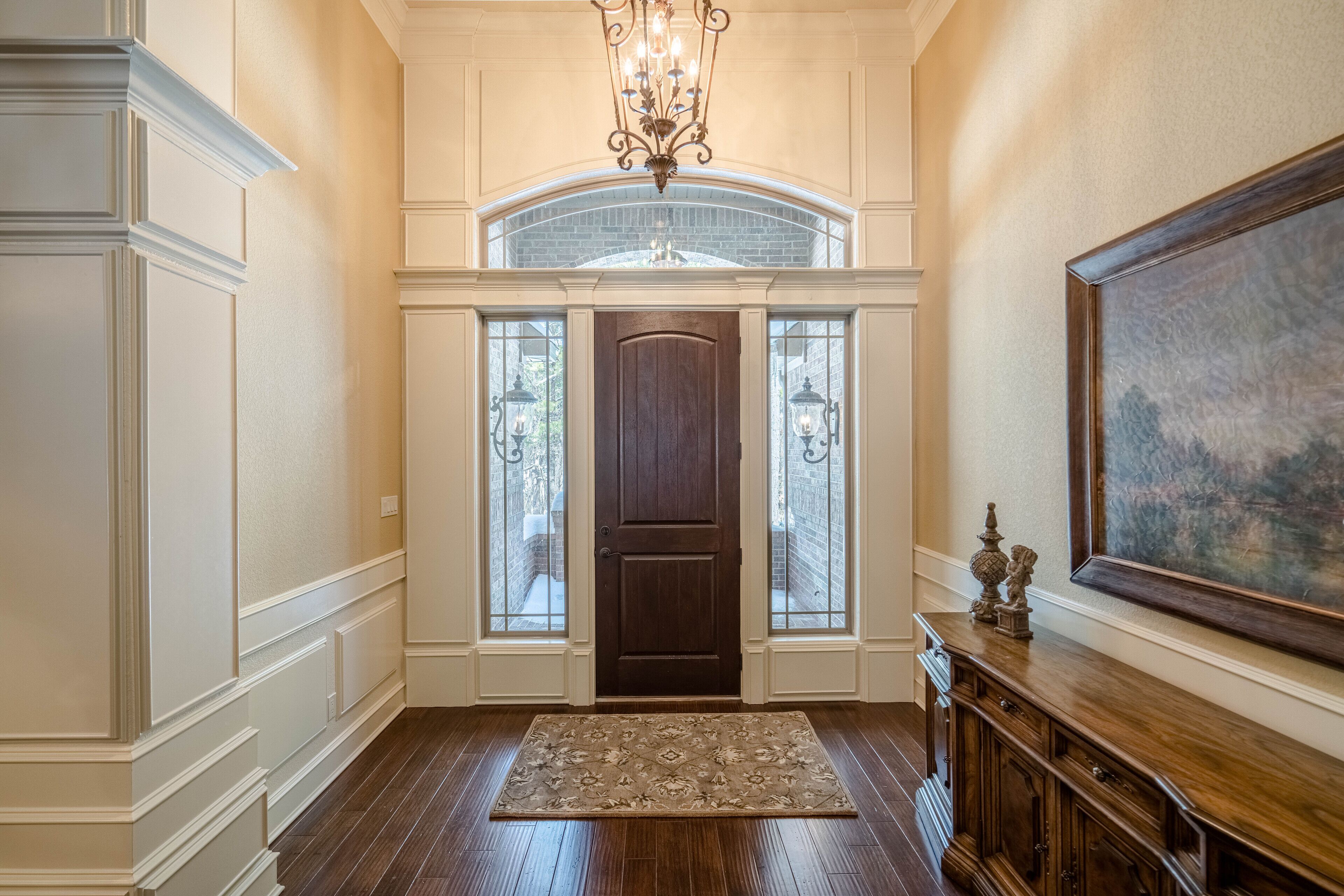 المنشأة من الداخل