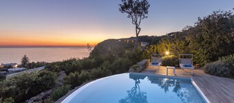 Villa dei Lecci Bianca - Private infinity pool villa on the sea