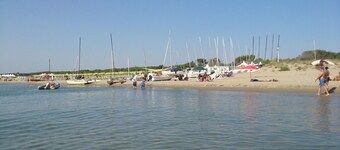 Villa 2.5 km from the sea, unit 2