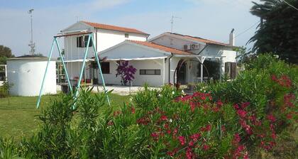 Villa 2.5 km from the sea, unit 2