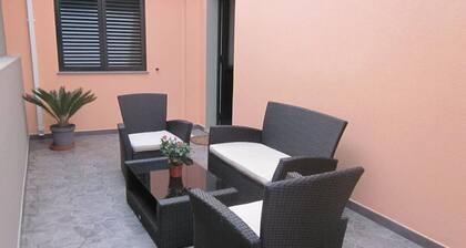 Apartment B Rosy Apartments