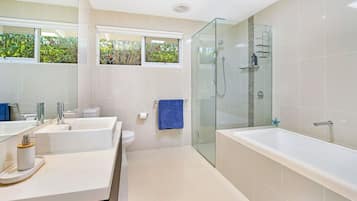 Bathtub, hair dryer