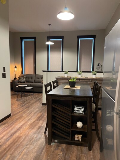 NEW, NEW, NEW! Wabasha Downtown Studio 113 Pembroke Ave. #103