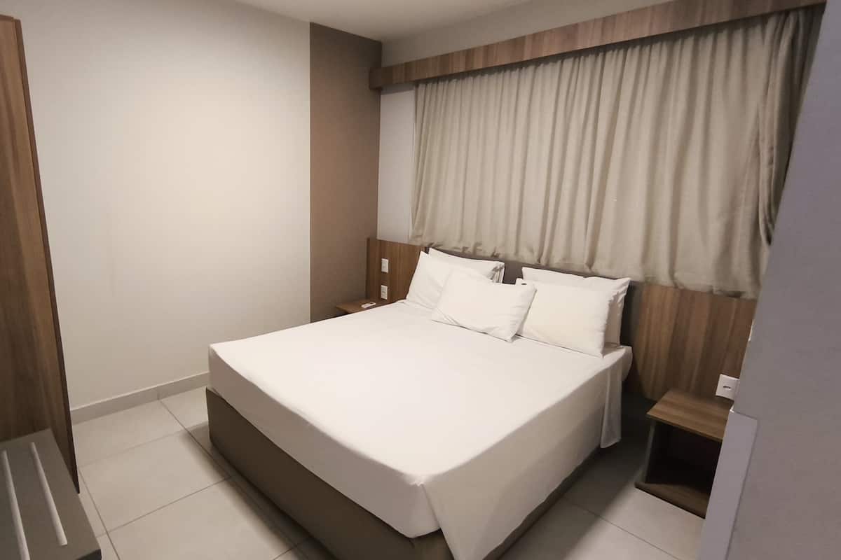 Family Room | 1 bedroom, minibar, free WiFi, bed sheets