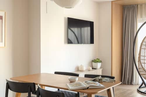 Apartment, 1 Schlafzimmer | Wohnbereich | Flachbildfernseher