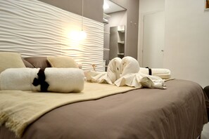 2 bedrooms, WiFi, bed sheets - Apartment in the center of naples (napoli)