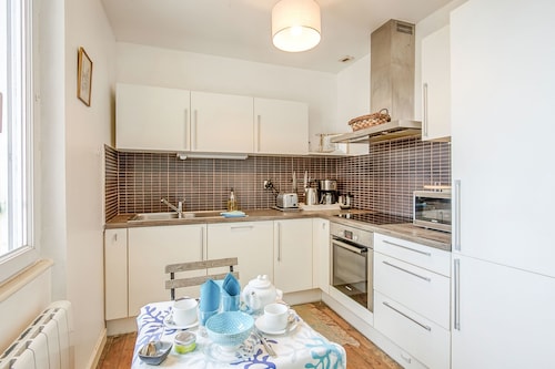 Bohemian - parking - à 700m de la plage