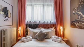 Luxury Apartment | 4 bedrooms, Egyptian cotton sheets, premium bedding, down comforters