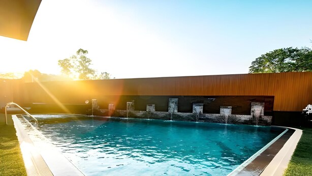Pool - The Y Boutique Hotel (San Sai)