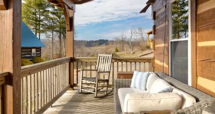 Indulgent Log Cabin near Parkway