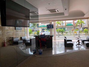 Lobby - The Room Hotel (Miri)