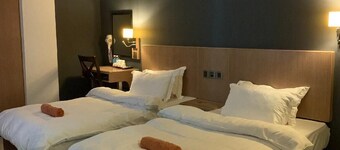 The Room Hotel