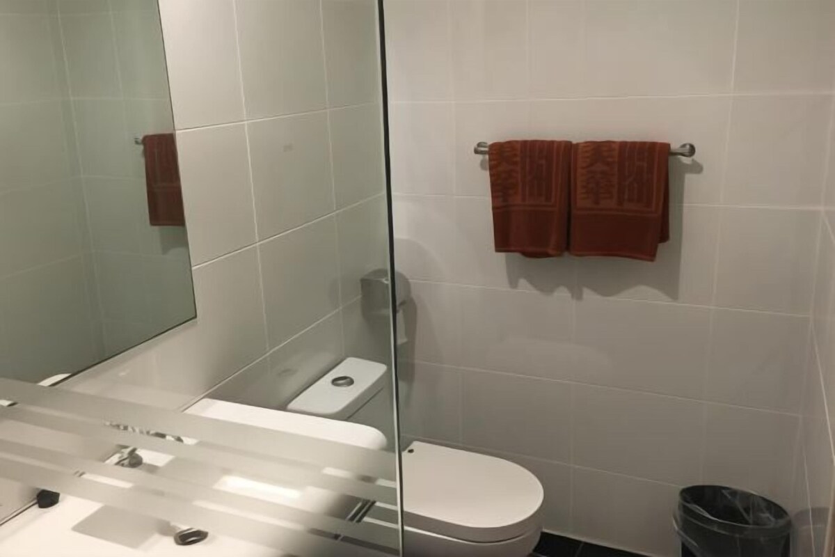 Bathroom | Free toiletries, bidet