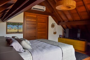 5 quartos, ferros/tábuas de passar roupa, Wi-Fi, roupa de cama