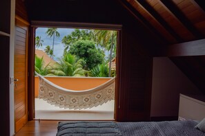 5 quartos, ferros/tábuas de passar roupa, Wi-Fi, roupa de cama