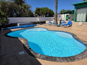 Beheizter Pool