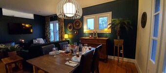 Modern Riverview Apartment Near Niagara Falls | Walk to Attractions + Parking!