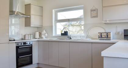 4 bedroom accommodation in West Bennan, near Shannochie
