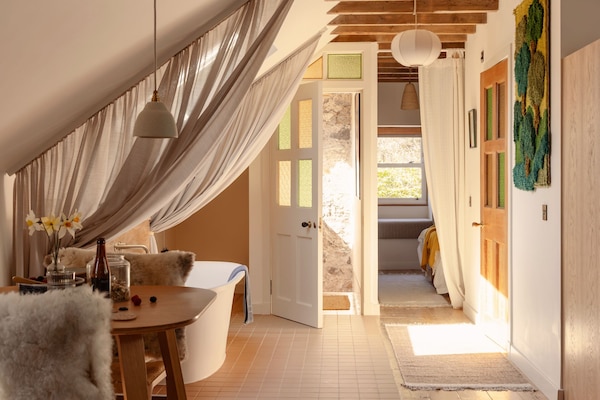 Romantic Loft, Private Bathroom (Lux) | Lounge