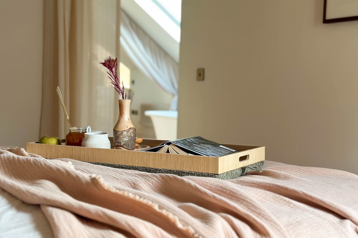 Romantic Loft, Private Bathroom (Lux)