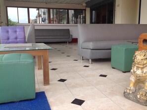 Property grounds - Ben Lek Gay Friendly Guesthouse (Pattaya)