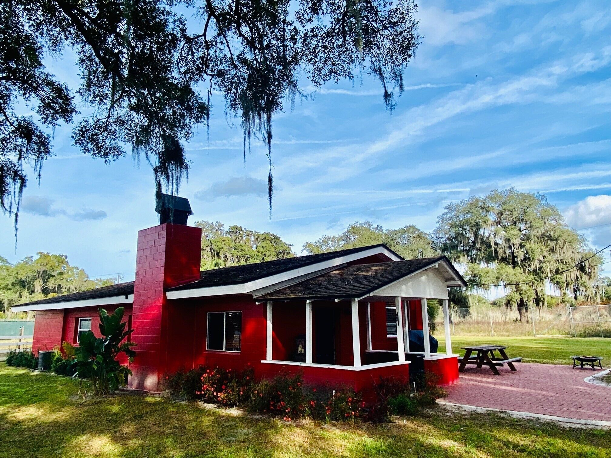 Peaceful ranch life! Come stay amongst the horses in your back yard
