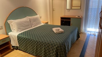 Classic-Zimmer | 1 Schlafzimmer, hochwertige Bettwaren, kostenloses WLAN, Bettwäsche