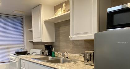 Convenient downtown location to Seattle attractions #4