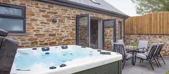 3 bedroom accommodation in Down Thomas near Plymouth