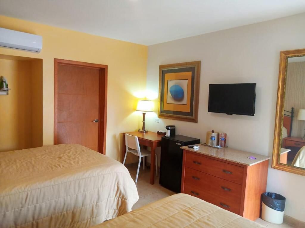 deluxe double room | desk, iron/ironing board, free wifi, bed sheets