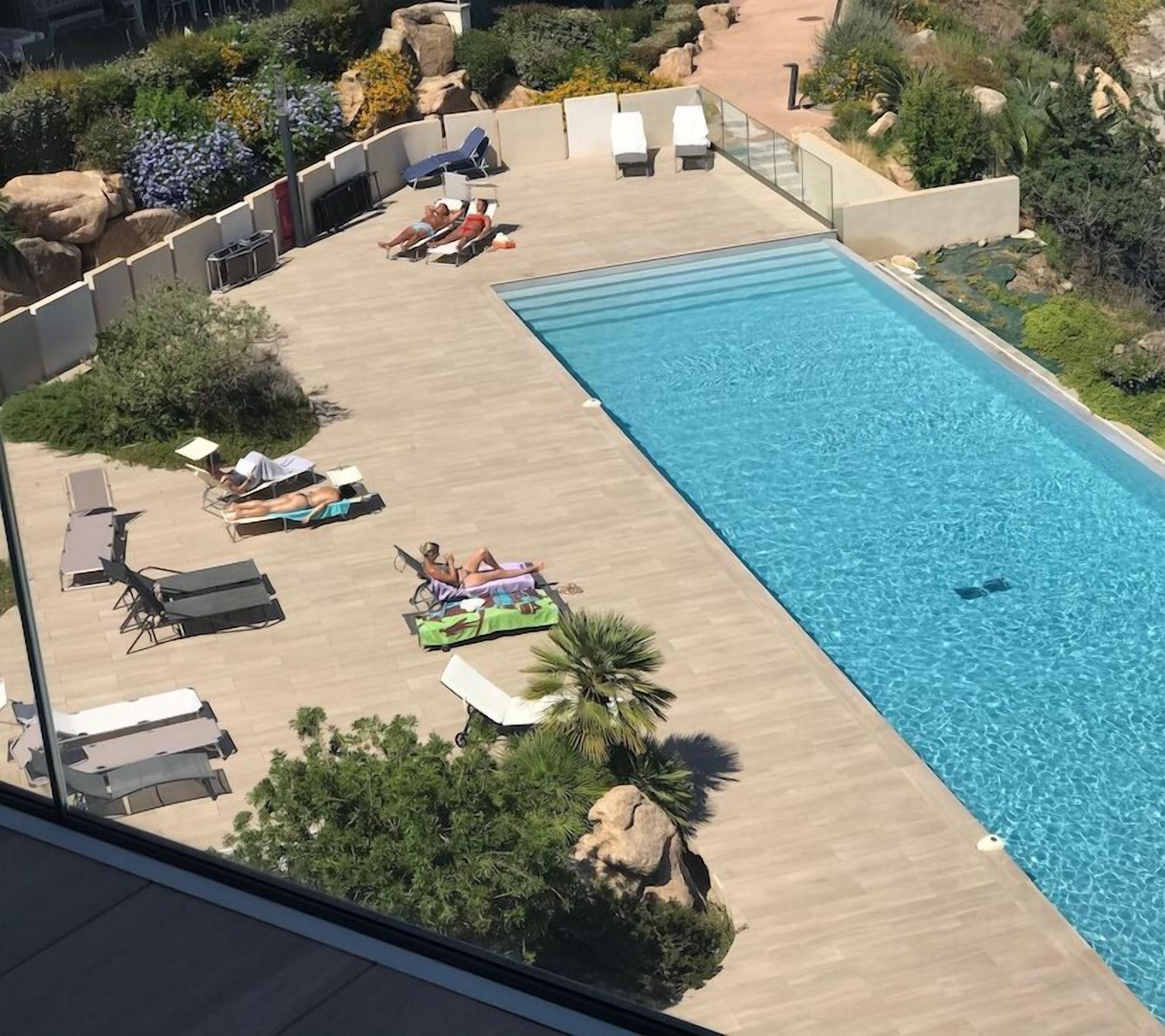 Piscine extérieure, piscine chauffée